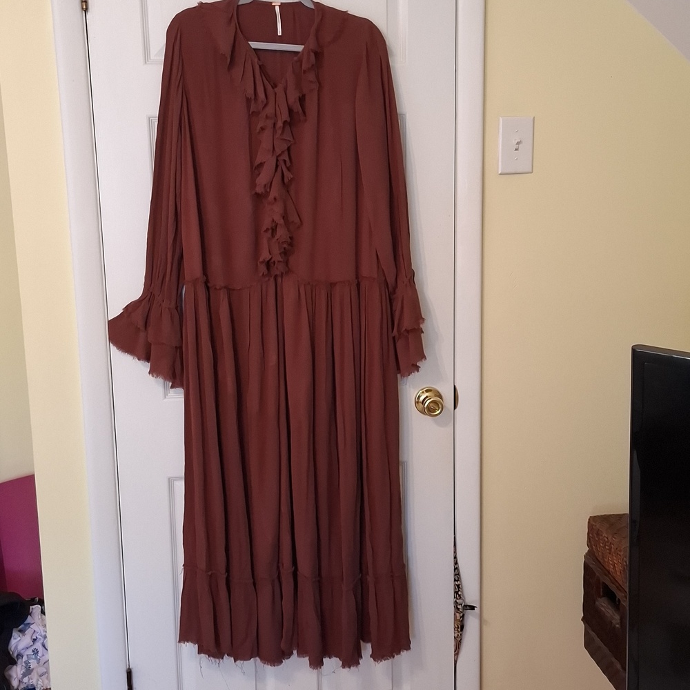 Free People sz S, (oversized, fits L) Sweet Darlin maxi dress in Expresso. NWOT